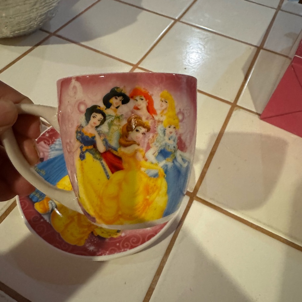 Princess Porcelain Tea Set - Picture 3 of 6